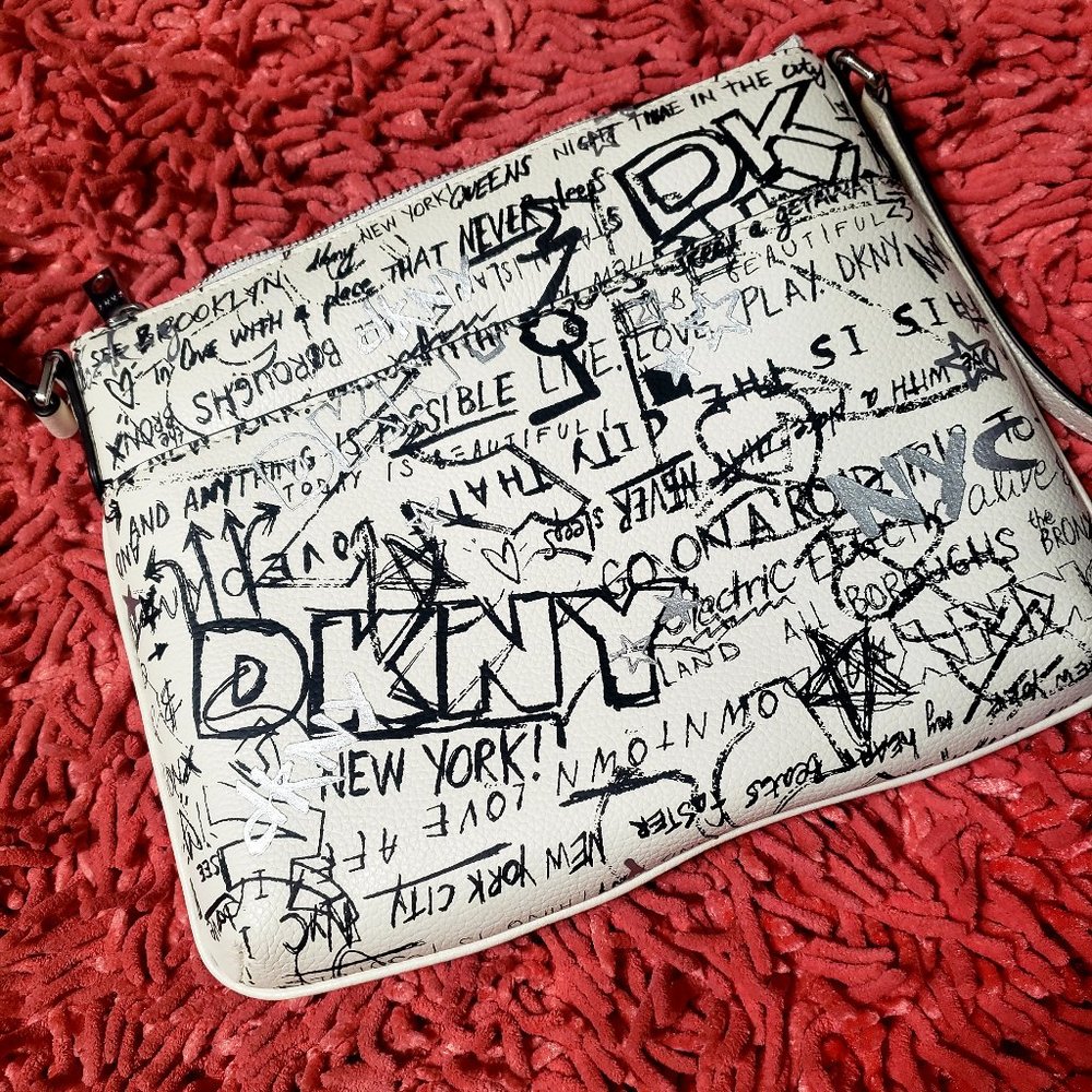Pursw DKNY